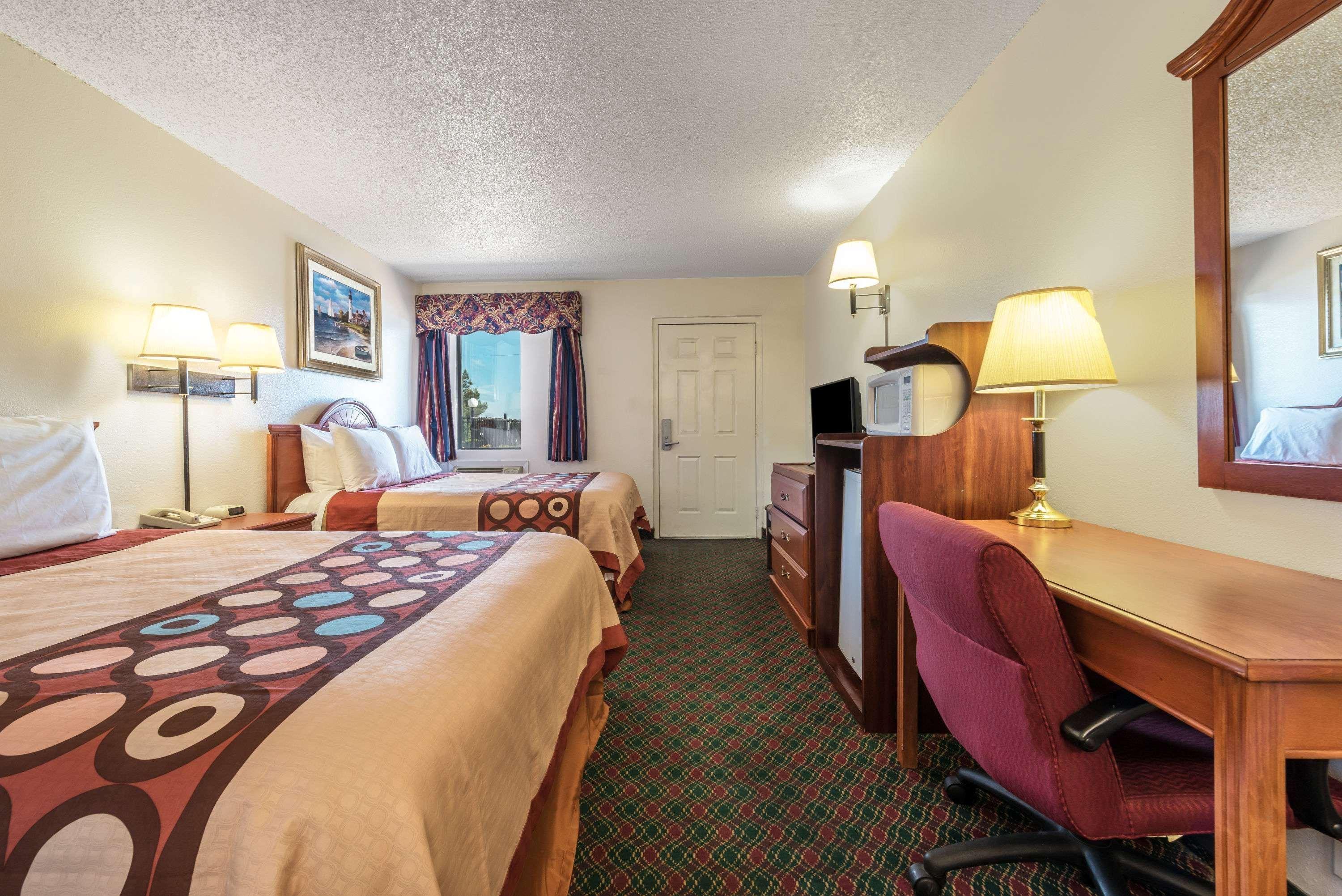 Hotel Super 8 By Wyndham Eastland Esterno foto