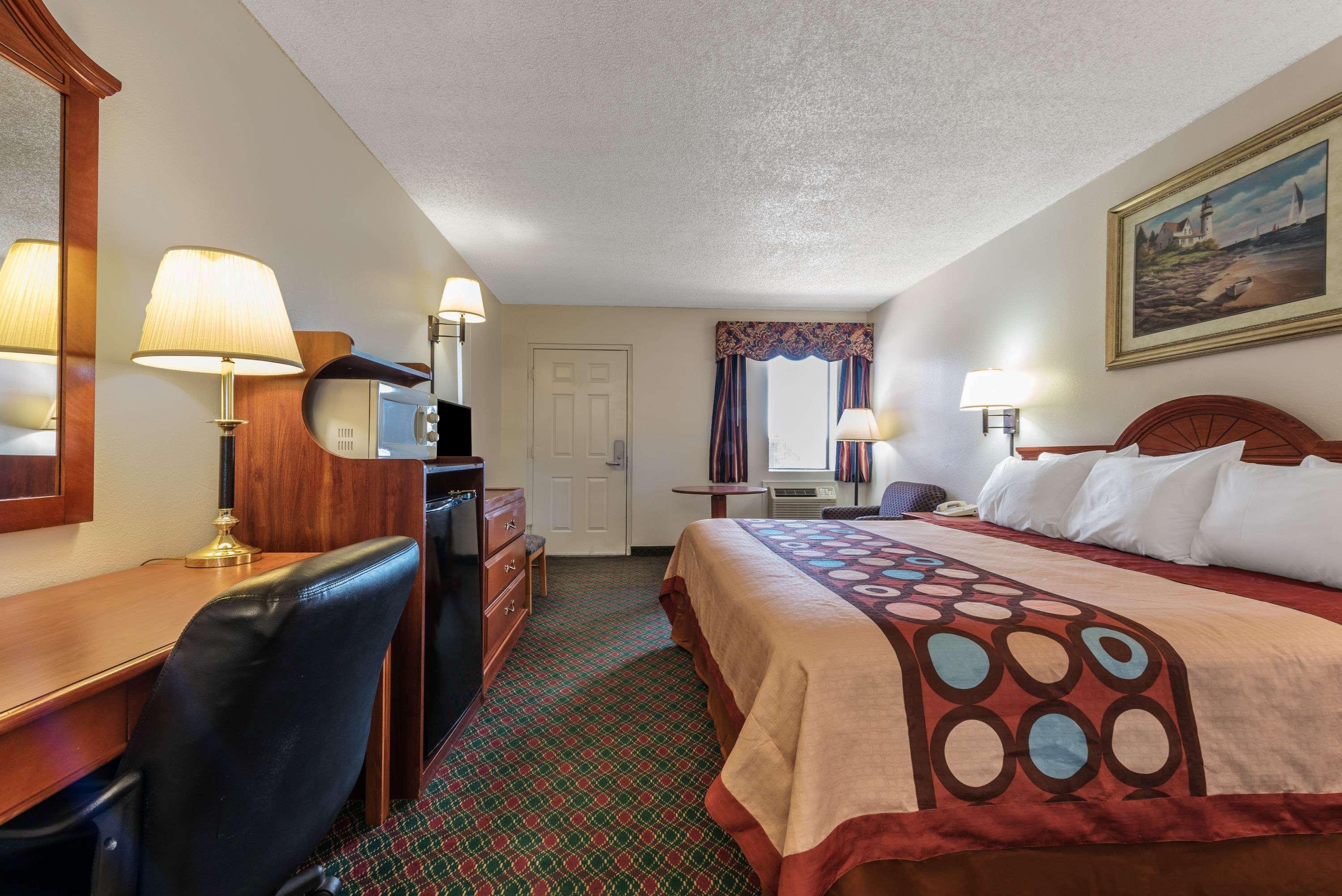 Hotel Super 8 By Wyndham Eastland Esterno foto
